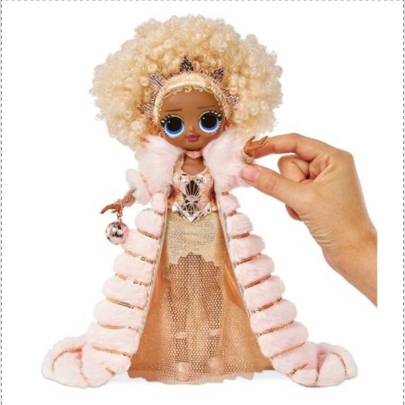 Nwt LOL surprise OMG 2021 collectors edition nye New Year’s Eve fashion - Picture 3 of 8